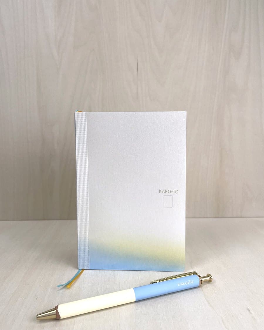 「かこっと。」スマホサイズノートと木製三角軸ボールペン